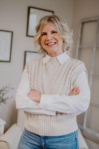 Angela Pavey